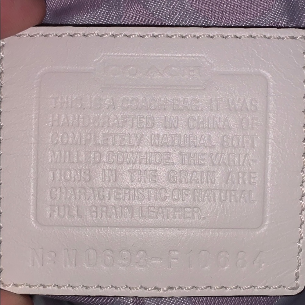 Light purple coach purse - Picture 3 of 3